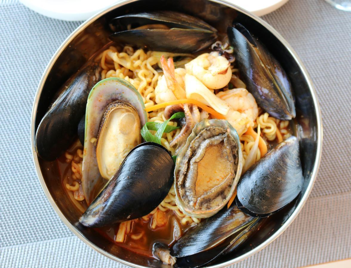 济州优拓由布莱斯酒店 济州市 客房 照片